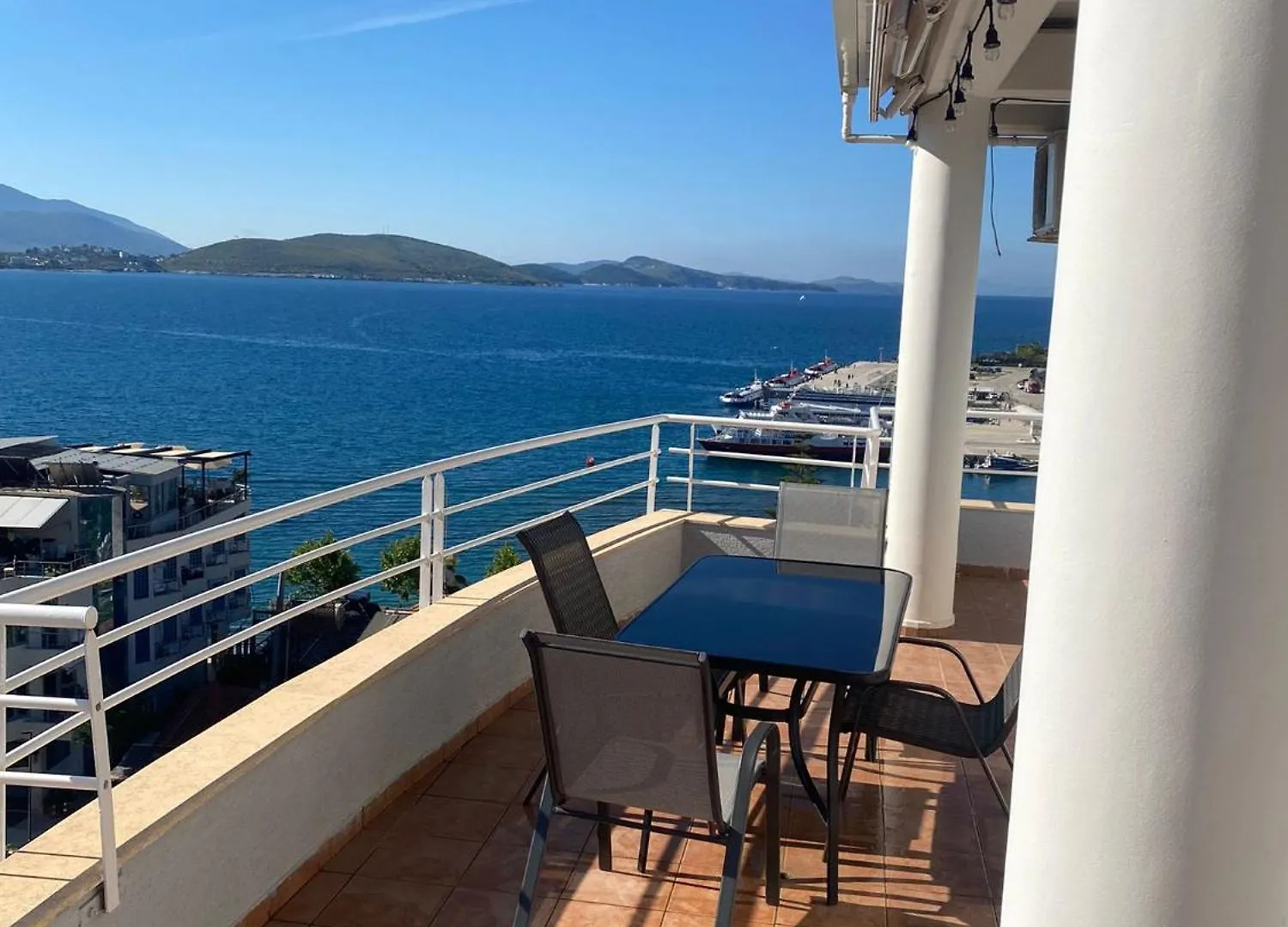 Seaview Saranda Apartment Albania